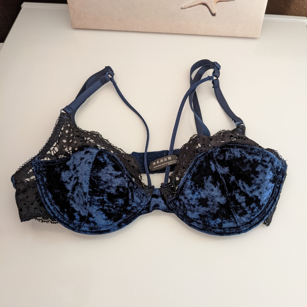 Velvet blue matching bra + panty.